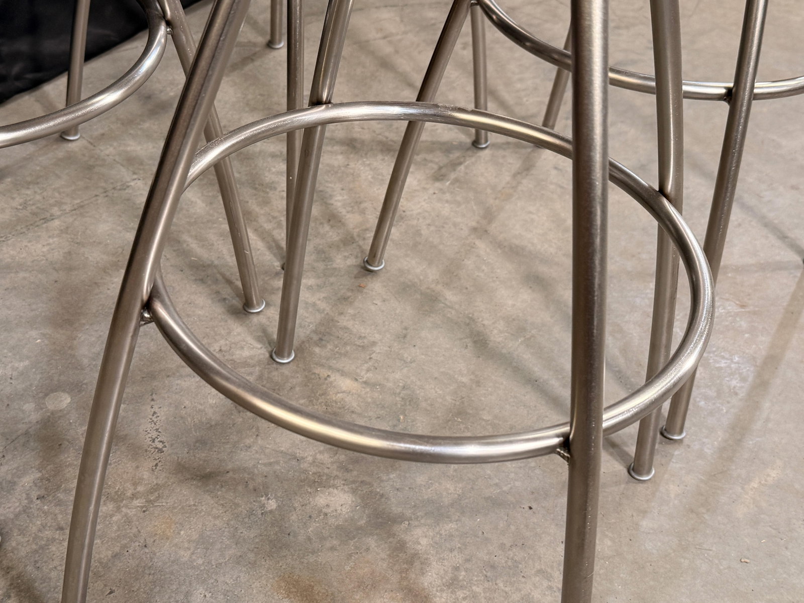 Postmodern Stua Onda Barstools by JesÃºs Gasca Design Within Reach - Set of 4 - 10