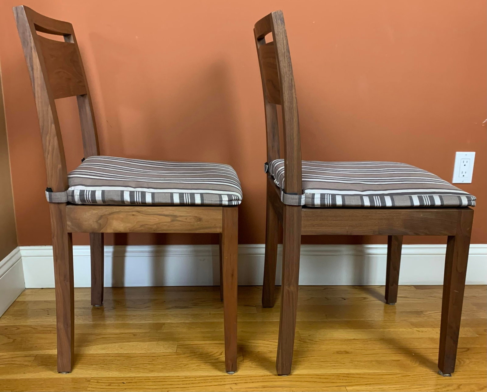 Crate and Barrel Dining Table Set - 14