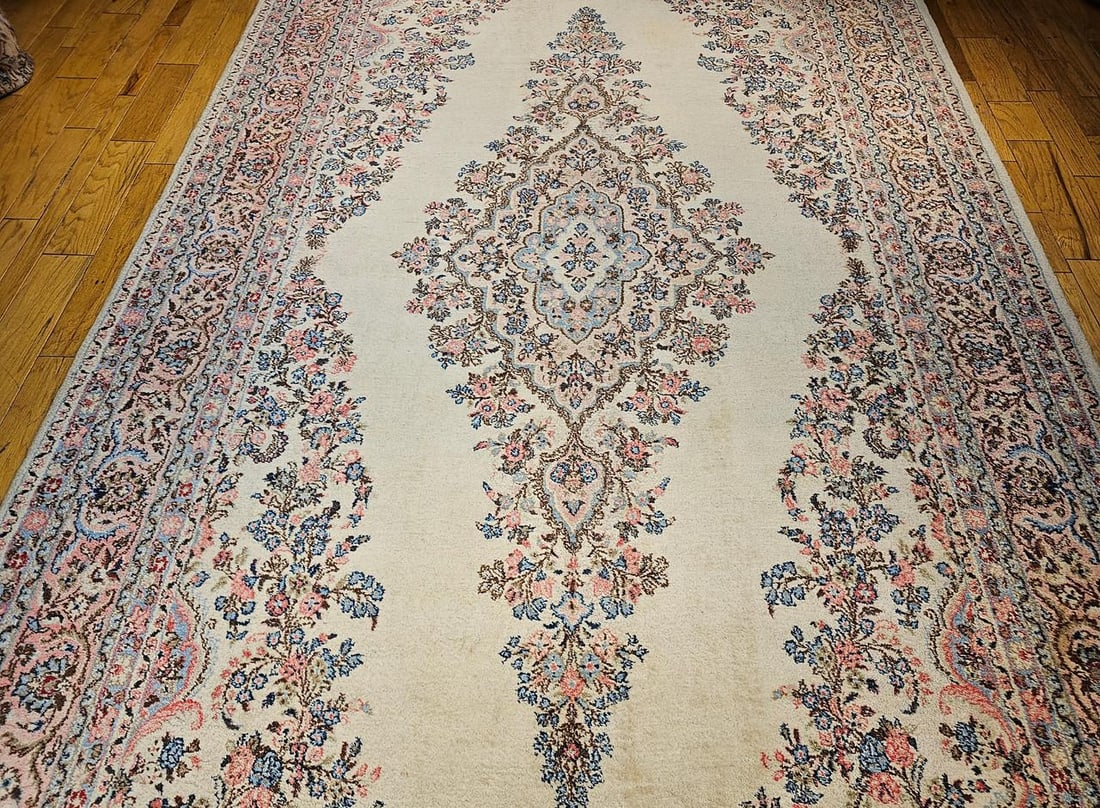 Vintage Persian Qazvin Oversize Rug, Hand-Knotted Floral Medallion, Ivory & Blue. 10' X 20' - 12