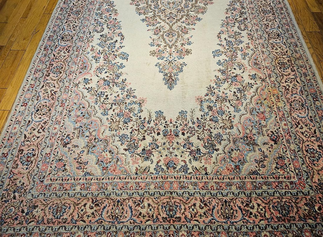 Vintage Persian Qazvin Oversize Rug, Hand-Knotted Floral Medallion, Ivory & Blue. 10' X 20' - 13