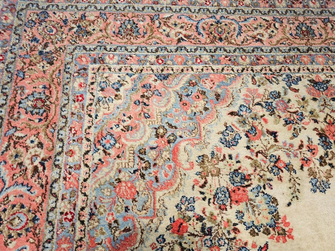 Vintage Persian Qazvin Oversize Rug, Hand-Knotted Floral Medallion, Ivory & Blue. 10' X 20' - 17