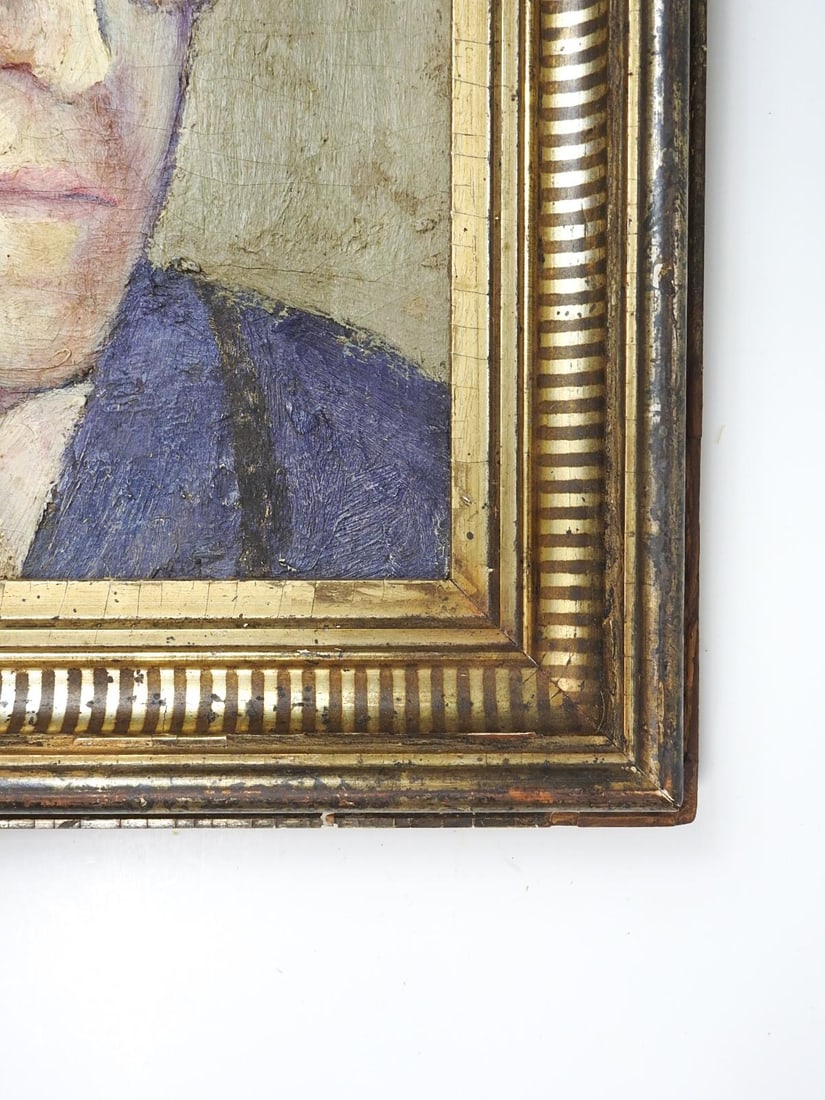 Early 20th Century Portrait of Serious Man With Glasses Painting - 6