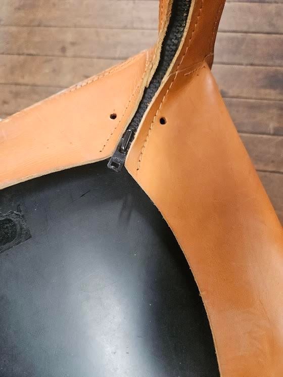 1970s Pair of Cab 413 Armchairs in Cognac Leather by Mario Bellini for Cassina - 13