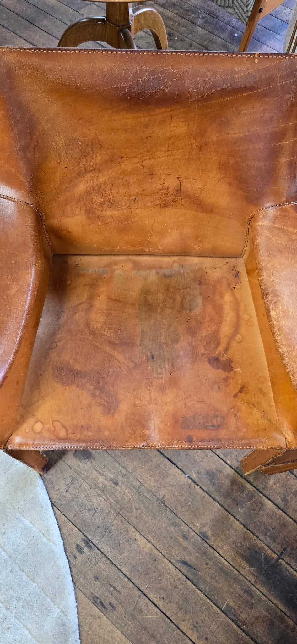 1970s Pair of Cab 413 Armchairs in Cognac Leather by Mario Bellini for Cassina - 16