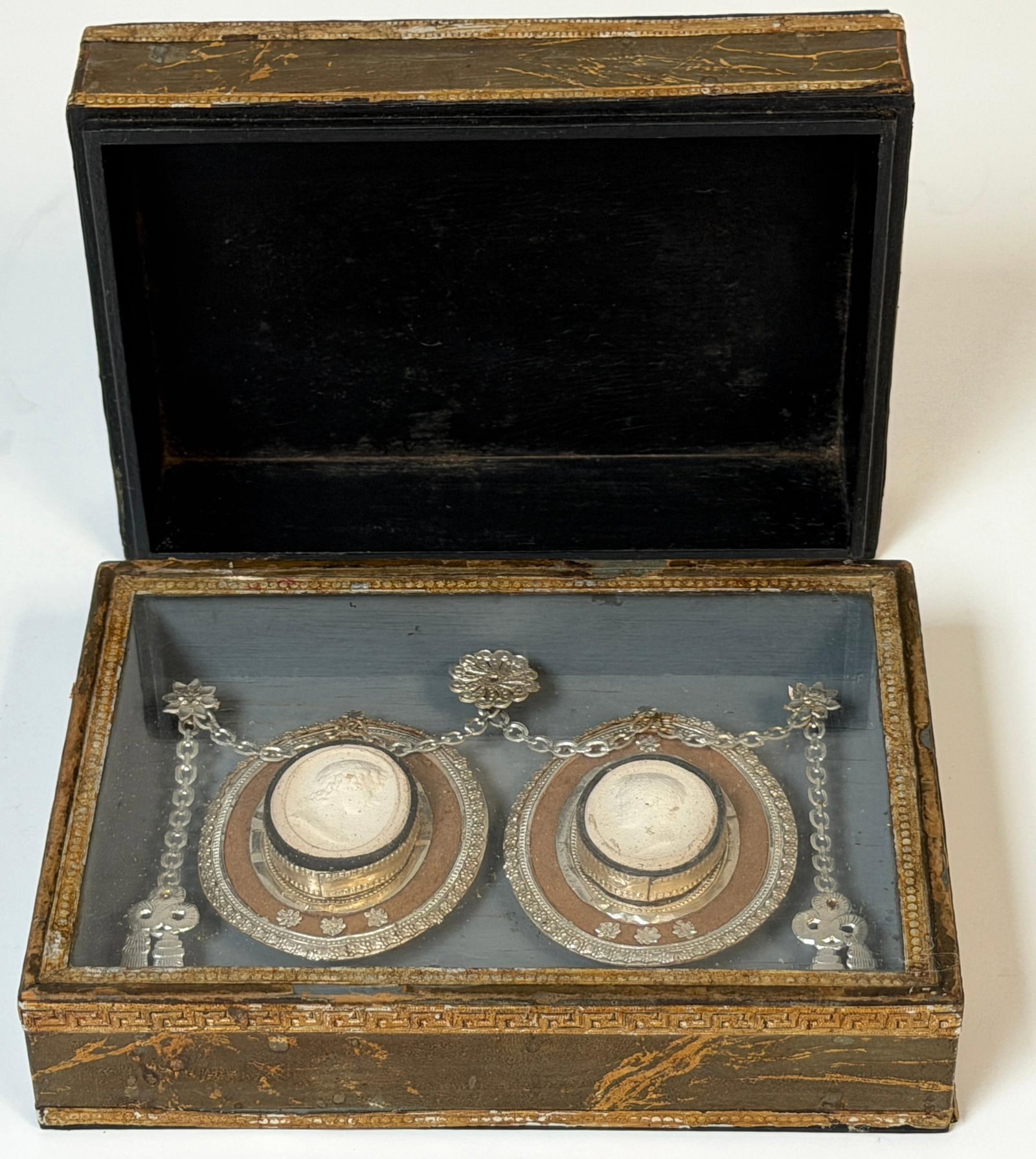 19th C. Italian Grand Tour Intaglio Plaster Medallion & Gilt Marbled Leather Box - 12