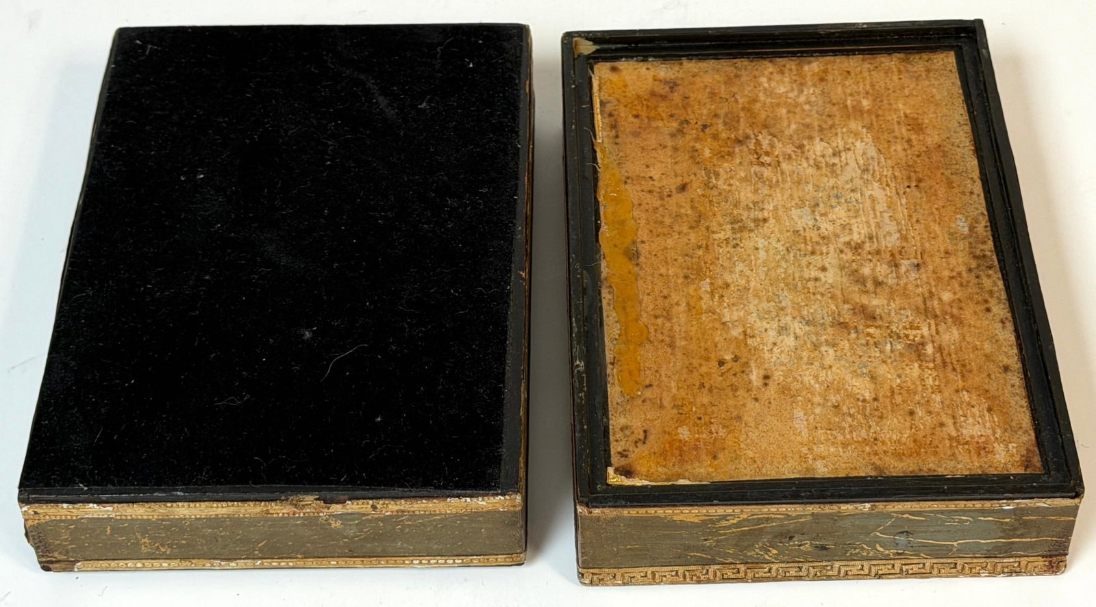 19th C. Italian Grand Tour Intaglio Plaster Medallion & Gilt Marbled Leather Box - 9