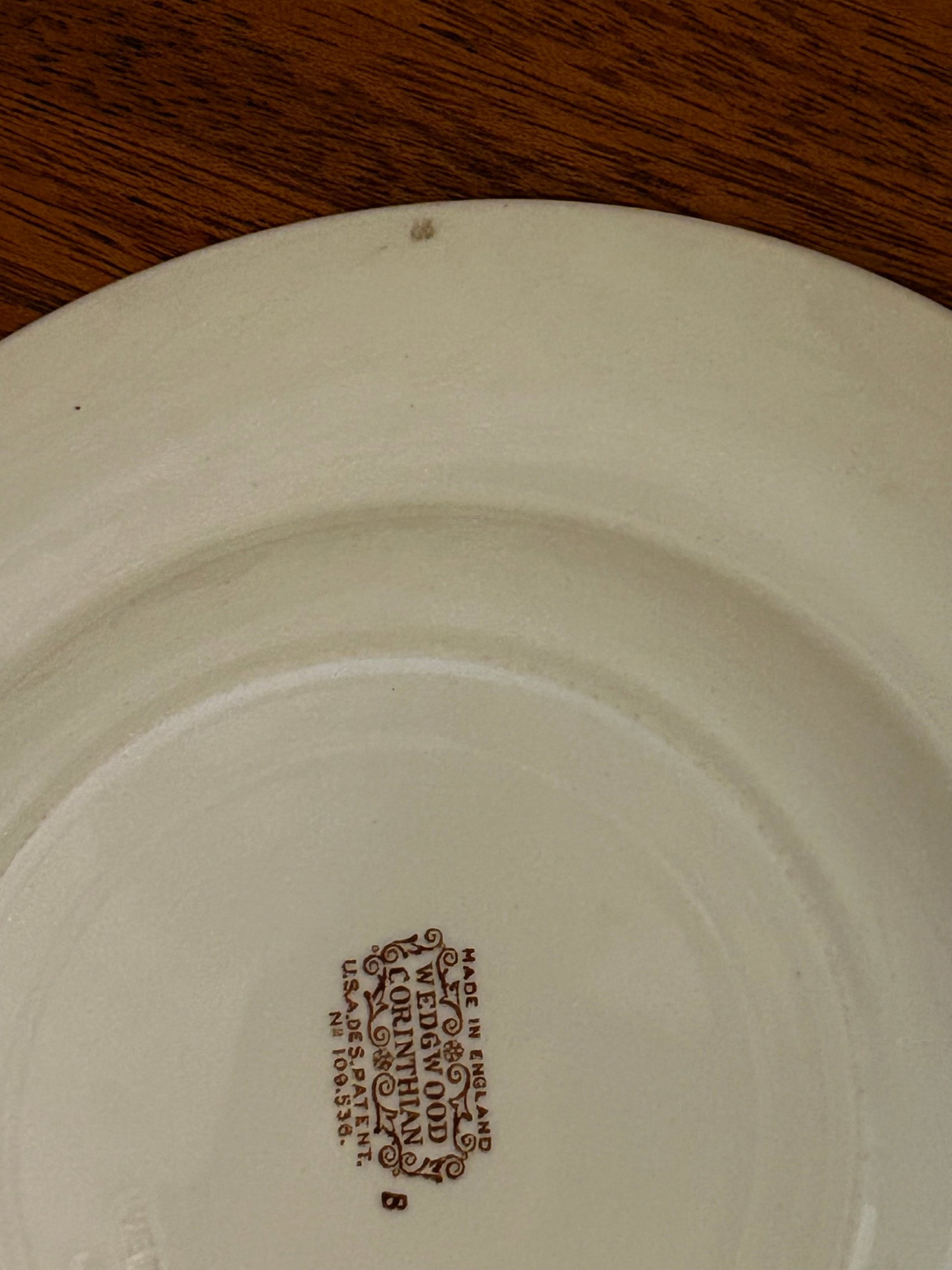 1930's Wedgewood China Corinthian Hampton Court With Celadon Mint Green Rim - A Set of 60 Pieces - 17