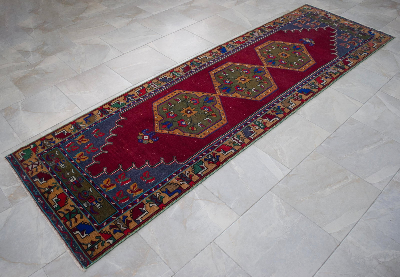 1960s Hand-Knotted Turkish Rug Runner. Tribal Short Runner Rug 3"² × 9"²8"³ - 9