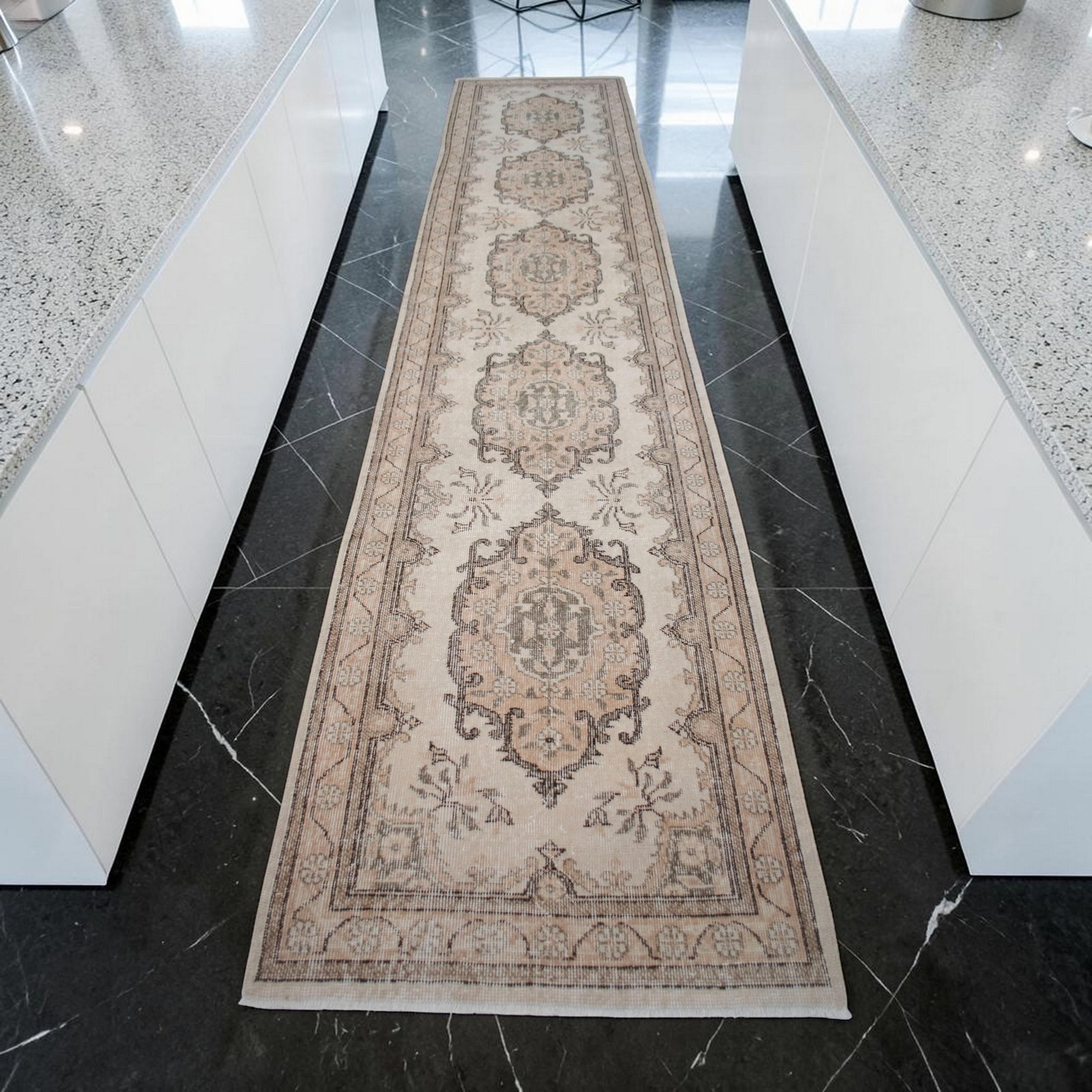Hand-Knotted Earth Tones Turkish Runner Rug Faded Colors Low Pile Hallway Decor - 2'9"³x - 3
