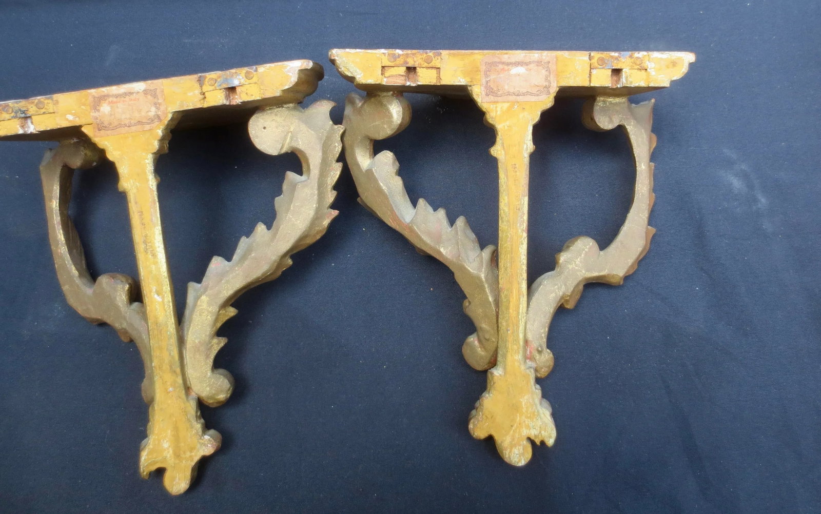 Vintage Carved Italian Gilt Wood Wall Brackets - A Pair of 2 - 6