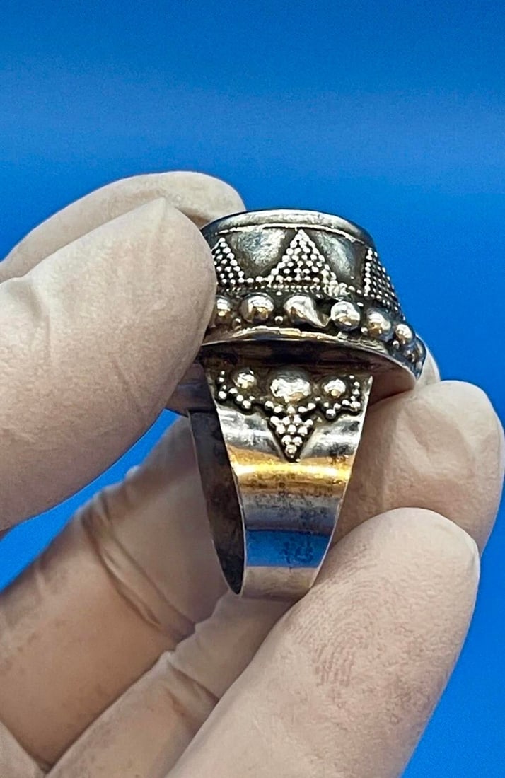 Antique Yemen Sterling Silver Blue Howlite Tower Ring. Antique Yemen Jewelry, Size 9 - 10