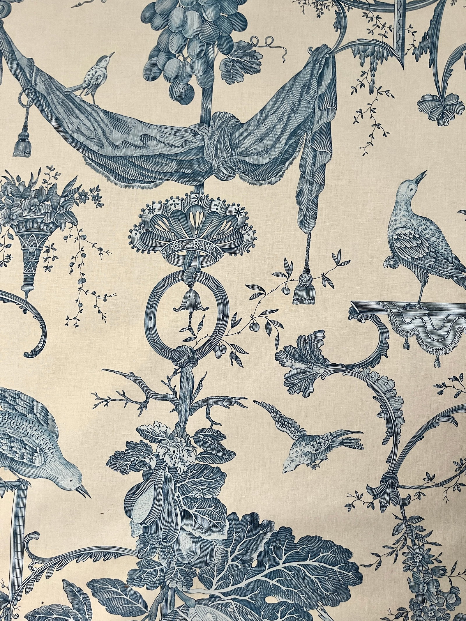 6 Yards Brunschwig & Fils "Kininvie" Blue & White Chinoiserie Linen Fabric - 4