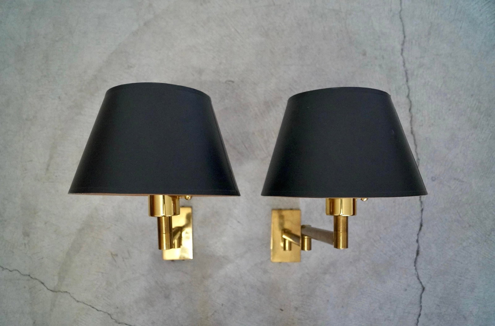 1960's Mid-Century Hollywood Regency Brass Sconces by Chapman - A Pair - 4