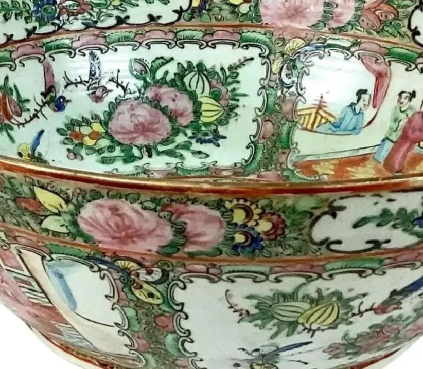Large Chinese Porcelain Famille Rose Medallion Bowl #10 - 6