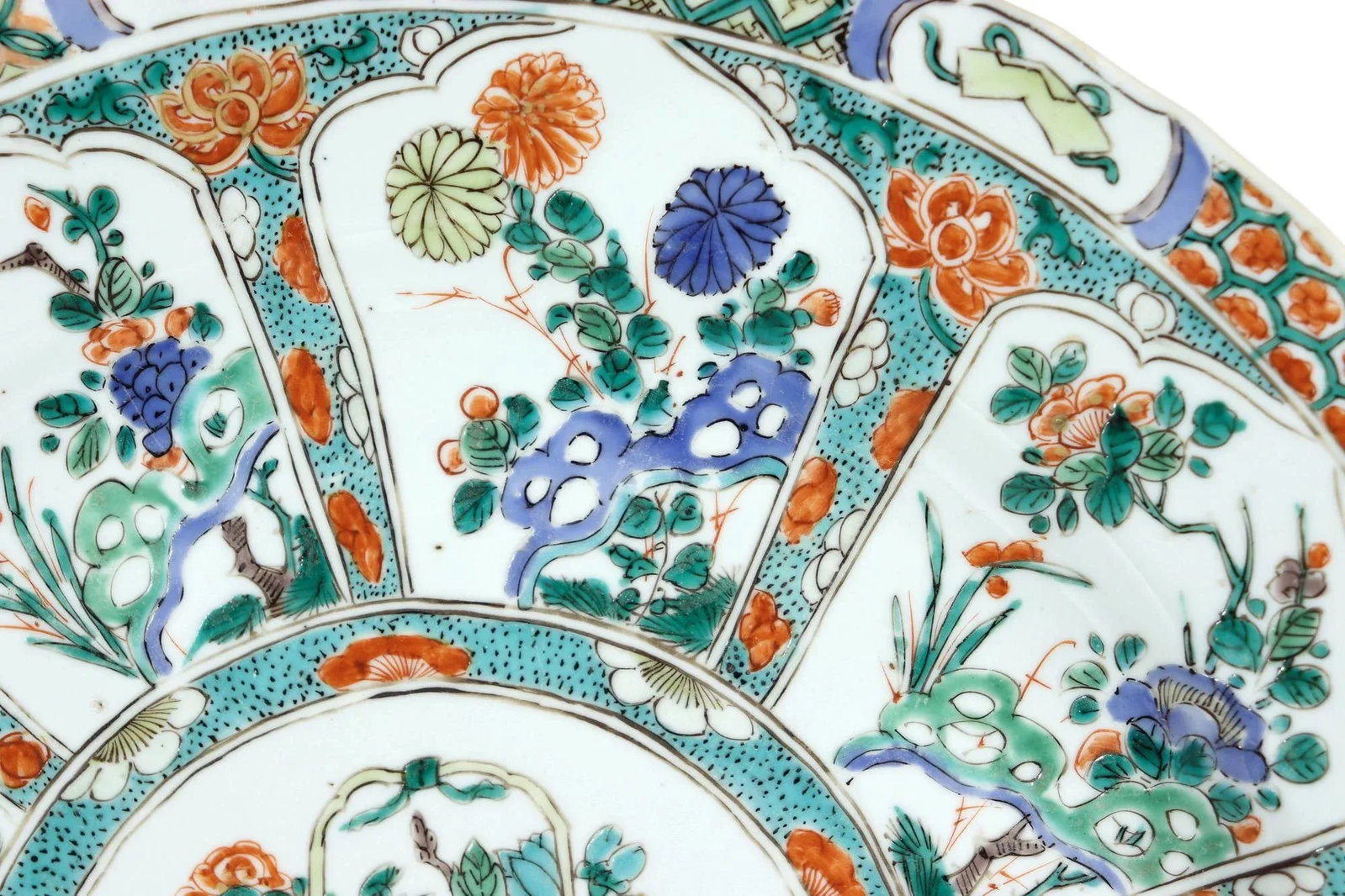 Chinese Porcelain Famille Verte Large "Flower Basket" Dish, Kangxi Period - 5