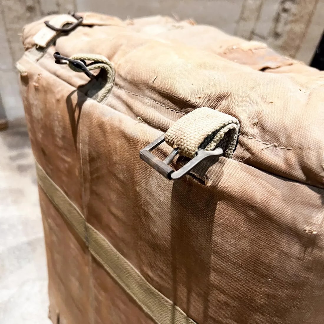 1940s Distressed Military Ice Bucket Portable Chest Leather Canvas - 8