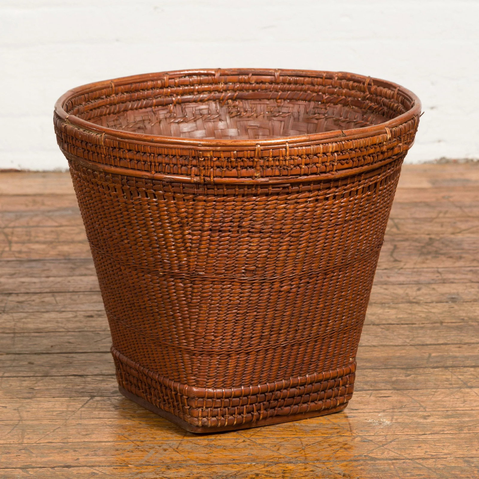 Hand Woven Rattan and Bamboo Thai 19th Century Grain Basket with Tapering Lines - 4