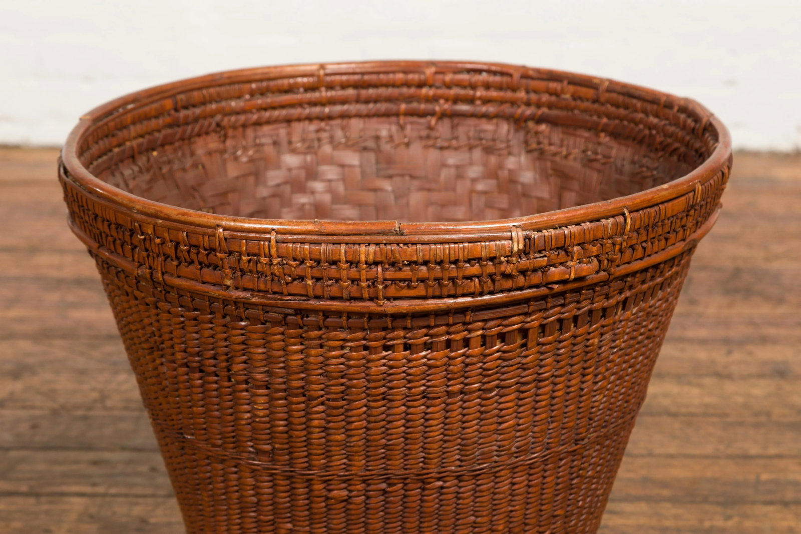 Hand Woven Rattan and Bamboo Thai 19th Century Grain Basket with Tapering Lines - 6