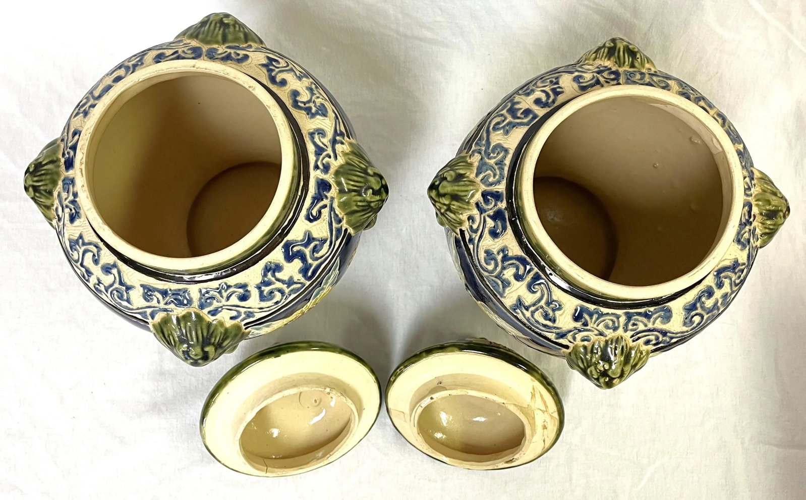 Large Vintage Sgraffito Pottery Lidded Urns With Lion Heads and Sunflower Details- a Pair - 12