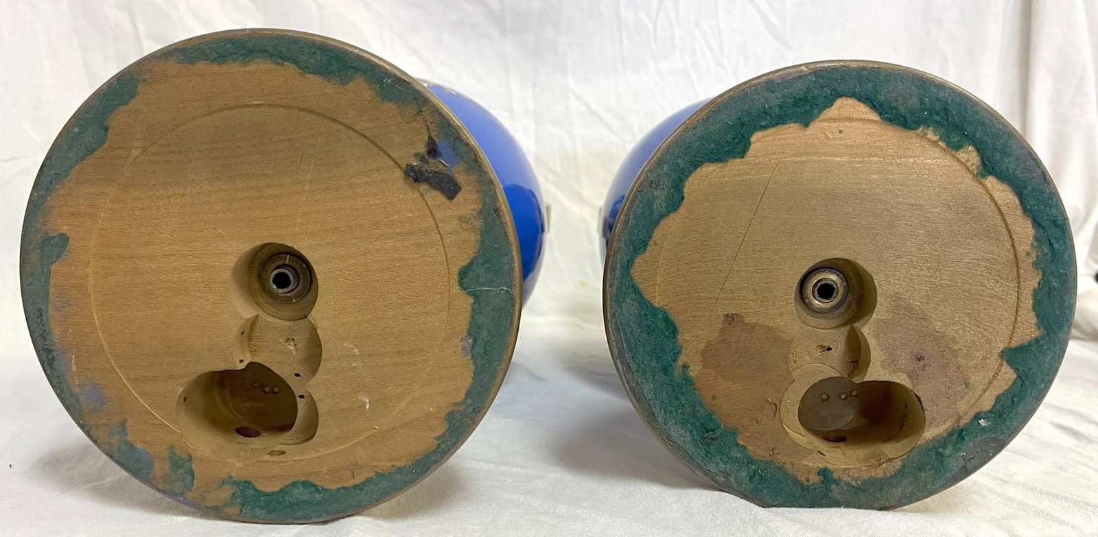 Early 20th Century European Neoclassical Hand Painted Blue Porcelain Urns With Chariot Scenes- a Pai - 12
