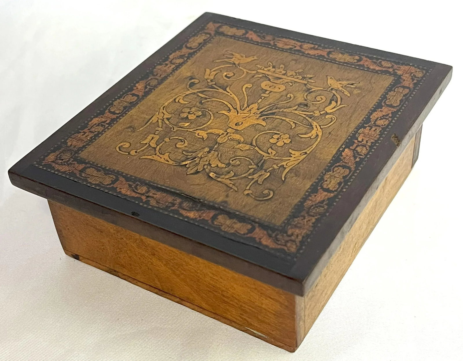Antique French Louis XVI Style Hinged Wooden Trinket Box - 11