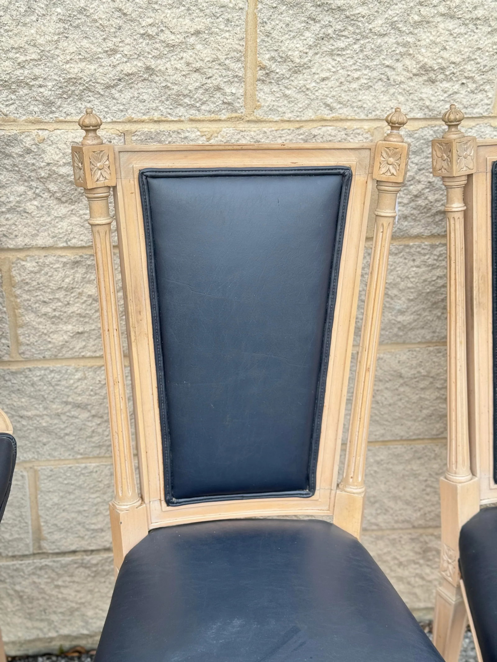 1940s Louis XIV Style Dining Chairs With Carved Wood Frames and Leather Upholstery - Set of 6 - 8
