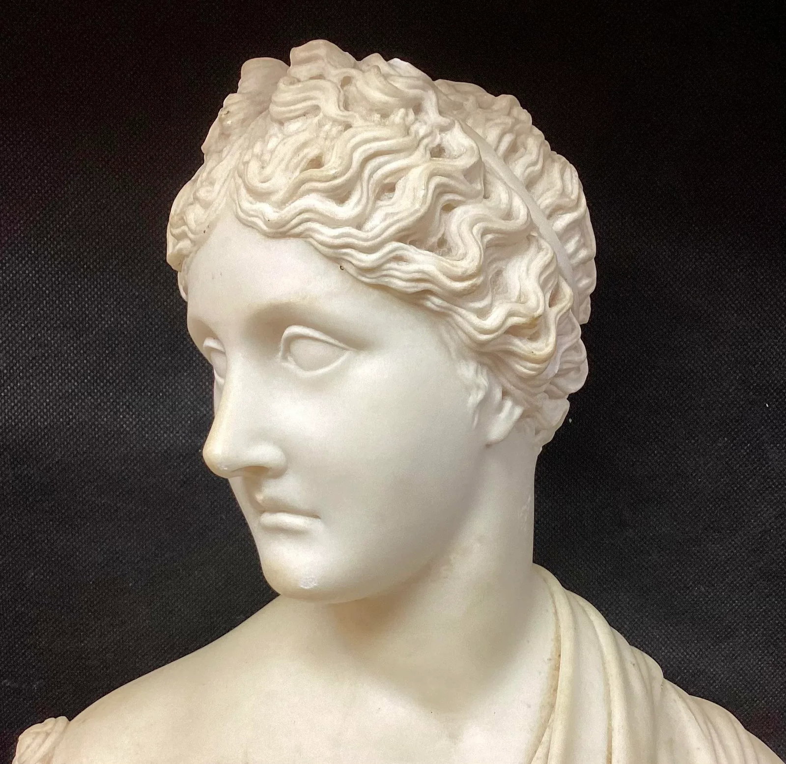 Italian Grand Tour Carved Marble Bust of Woman - 2