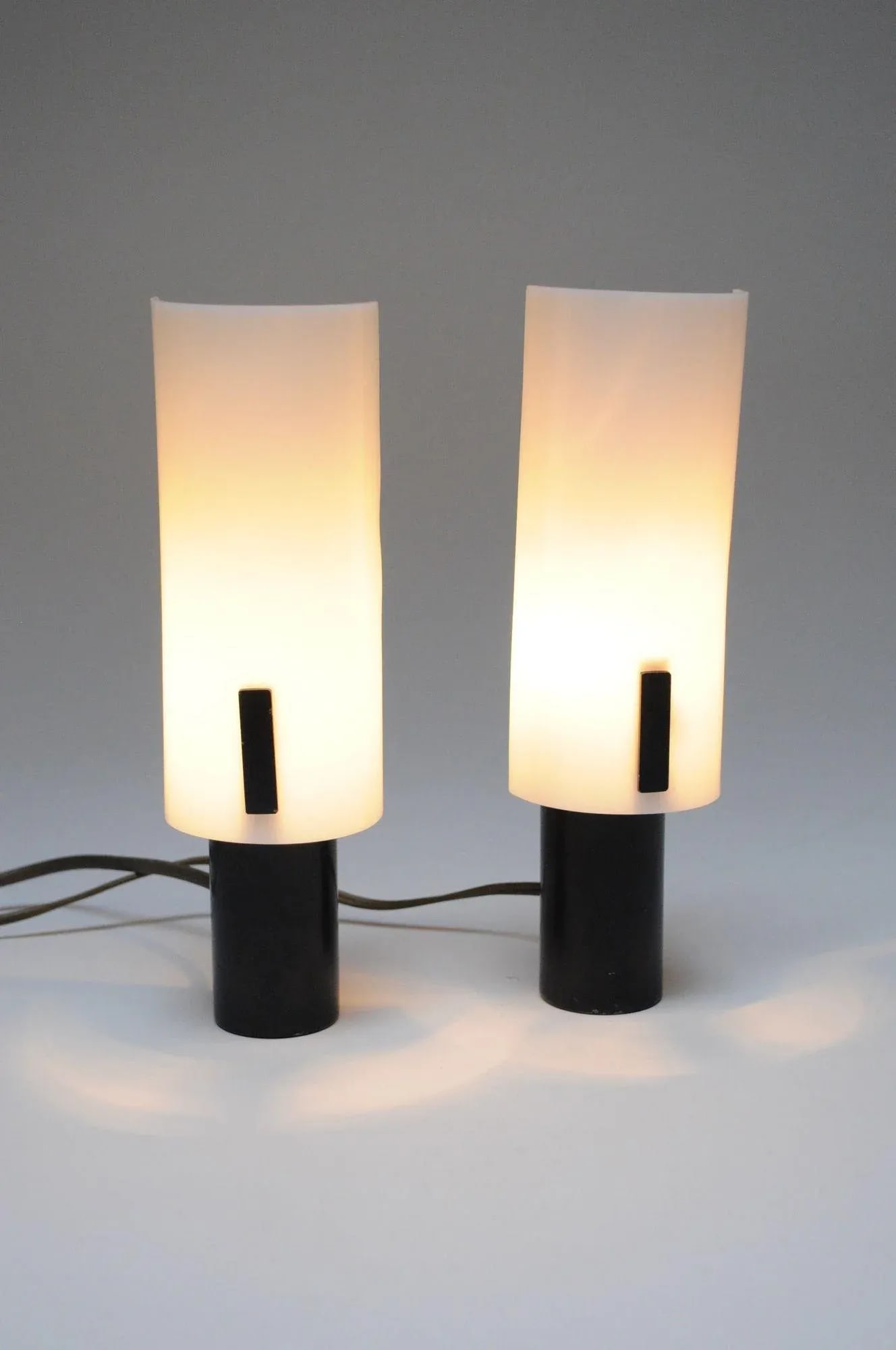 Pair of Vintage Italian Acrylic and Metal Wall Scones/Table Lamps by Stilux - 6
