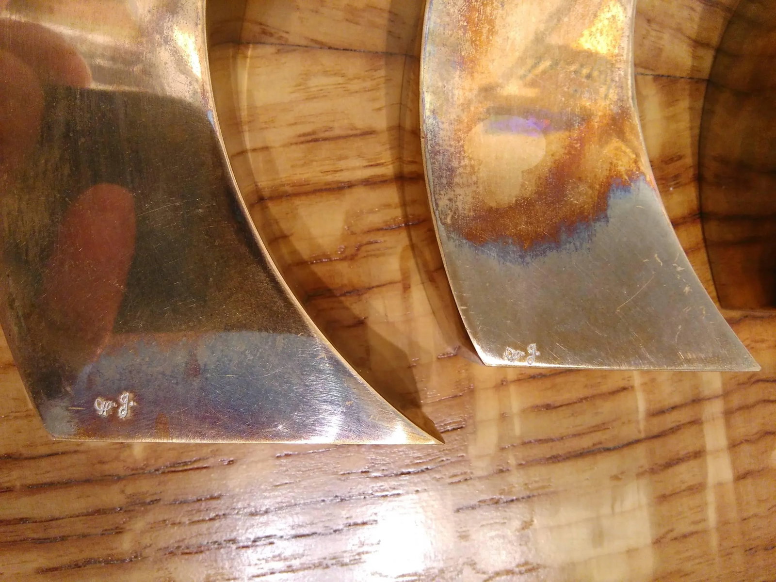 Signed Suite of Three Solid Patinated Bronze Candle Holders, France, 1970s - 7