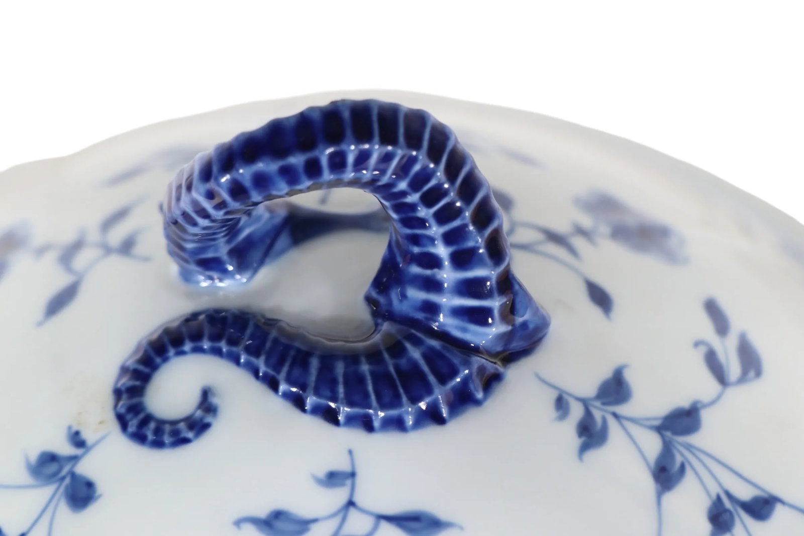 2 Bing & Grondahl Covered Serving Pieces in the Blue and White Butterfly Pattern - 12