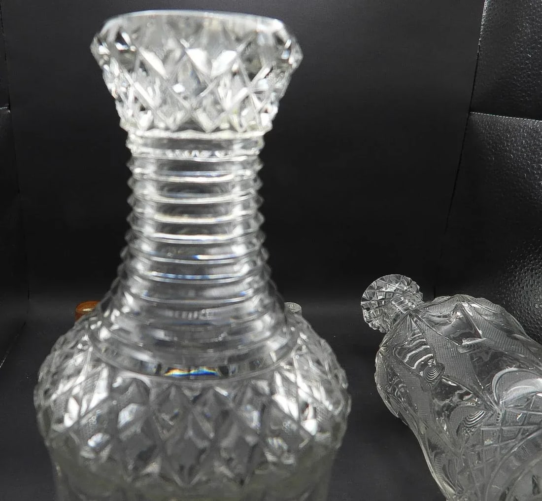 Antique 19th Century Georgian Diamond Cut Glass Wine Spirits Decanters- Set of 2 - 7