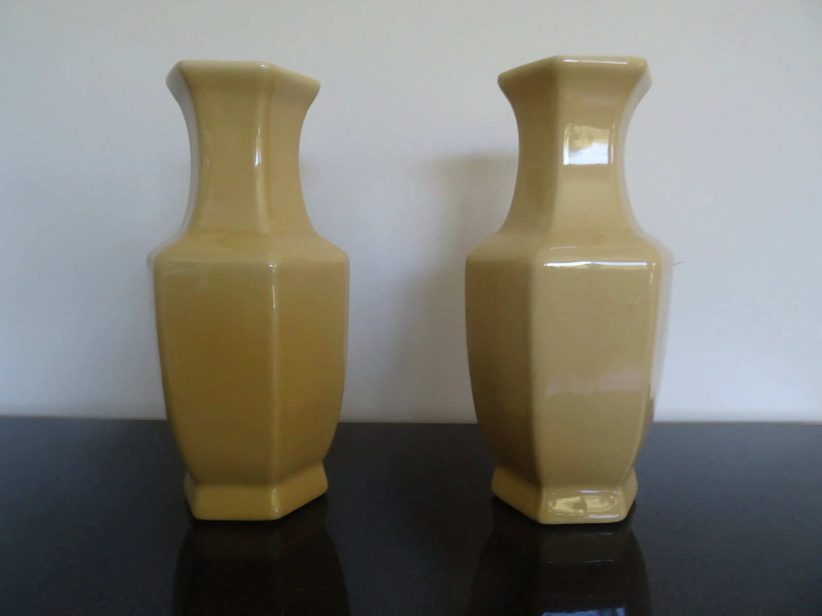 Famille Juane Hexagonal Vases- a Pair - 2