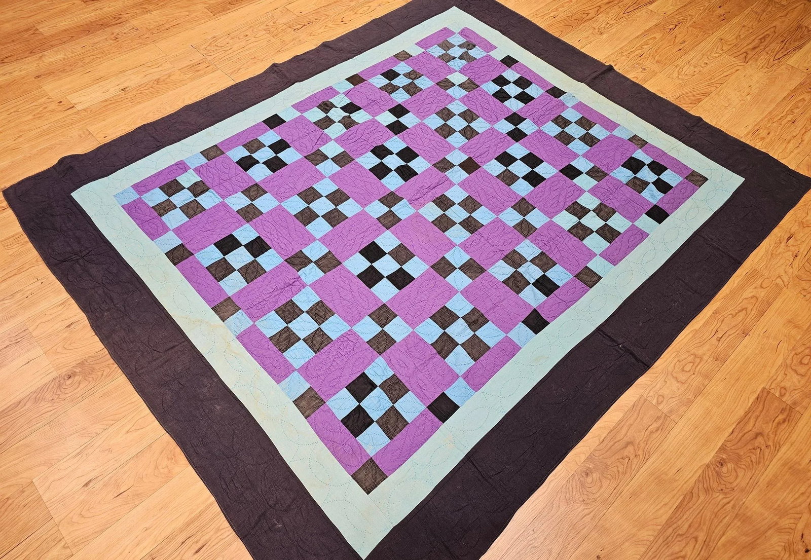 Mid 20th Century American Amish Quilt - 10