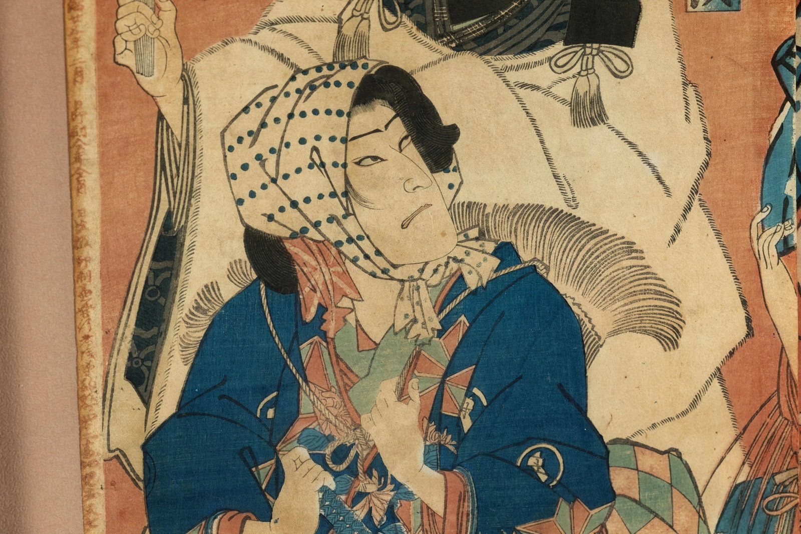 Framed Japanese Kabuki Triptych Print with Samurai and Courtesan Actors - 10