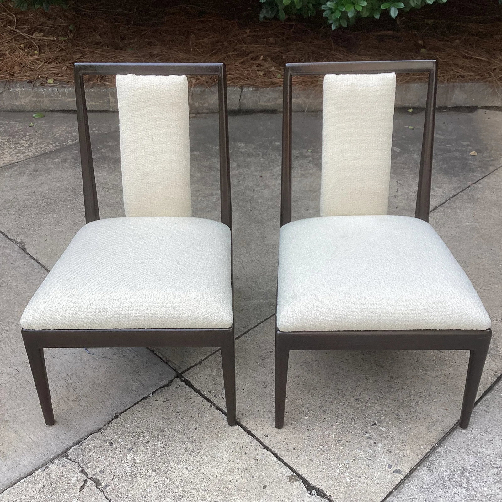 1950s Chic Tommi Parzinger Style Low Slung Slipper Chairs in New Boucle Upholstery - Set of 2 - 8