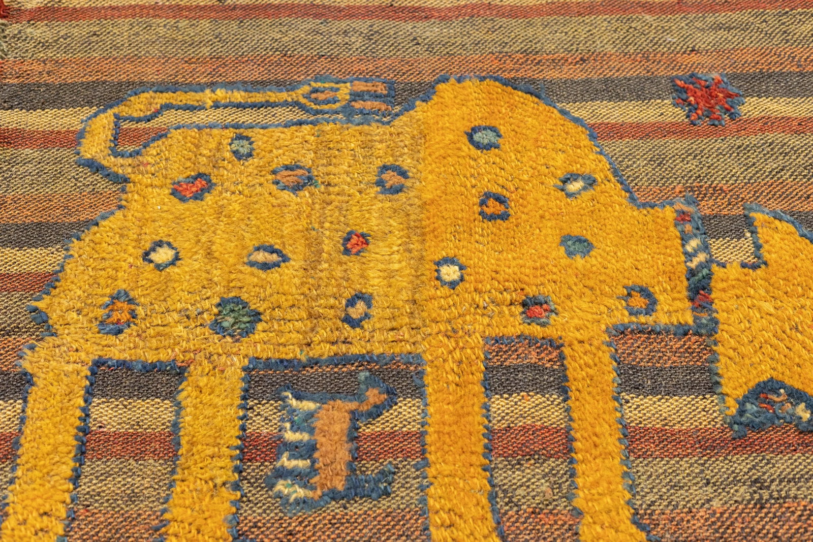Antique Handwoven Gabbeh Palas Textile Art - 6