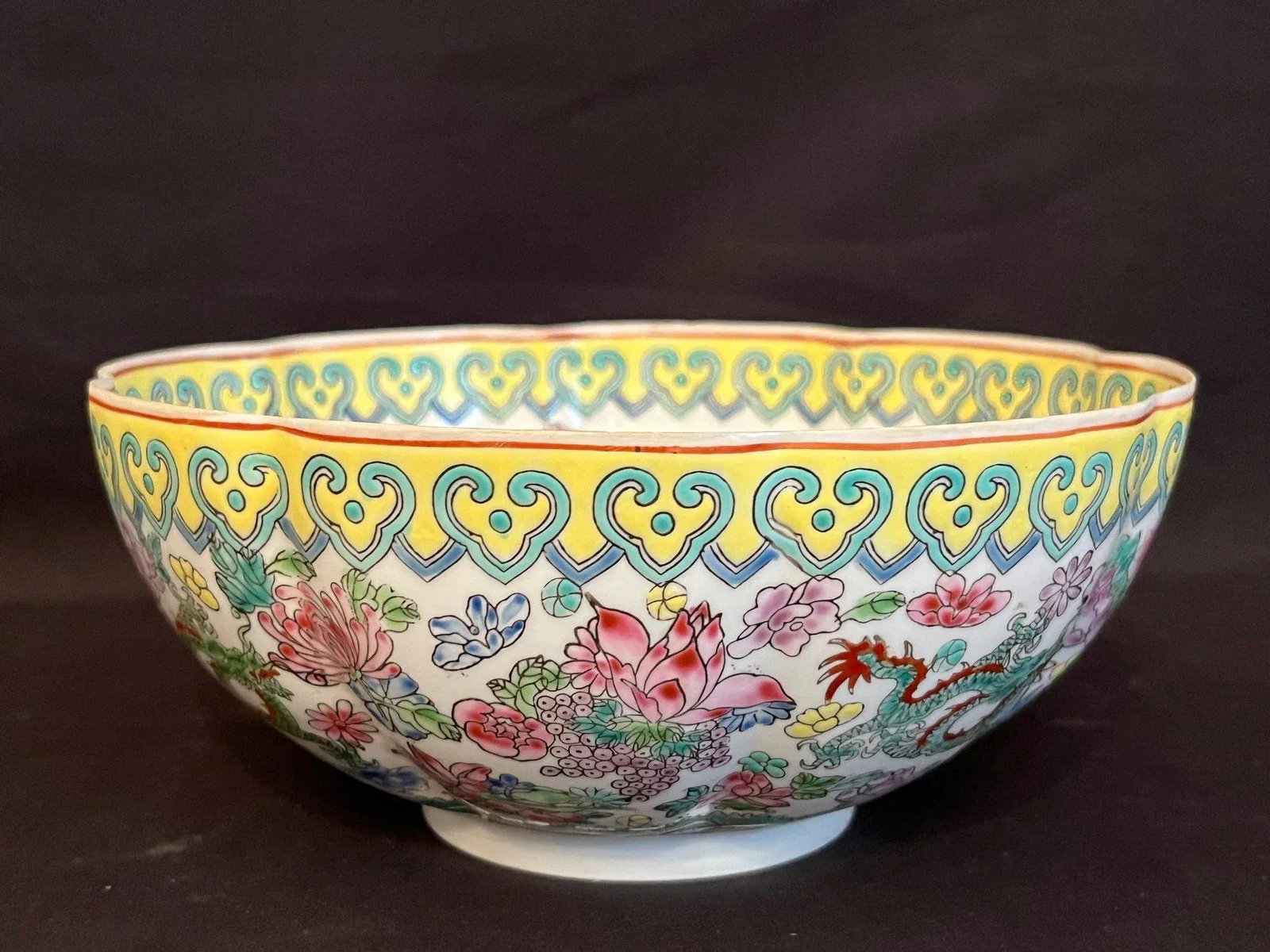 Early 20th Century Famille Rose Eggshell Porcelain Bowl With Brass Stand - 3
