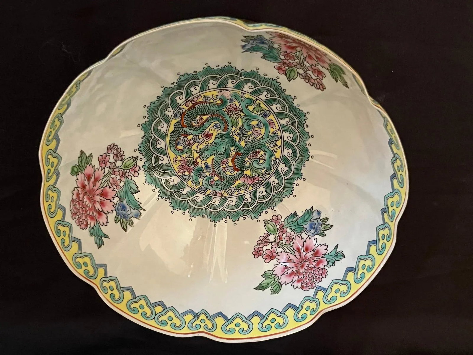 Early 20th Century Famille Rose Eggshell Porcelain Bowl With Brass Stand - 5