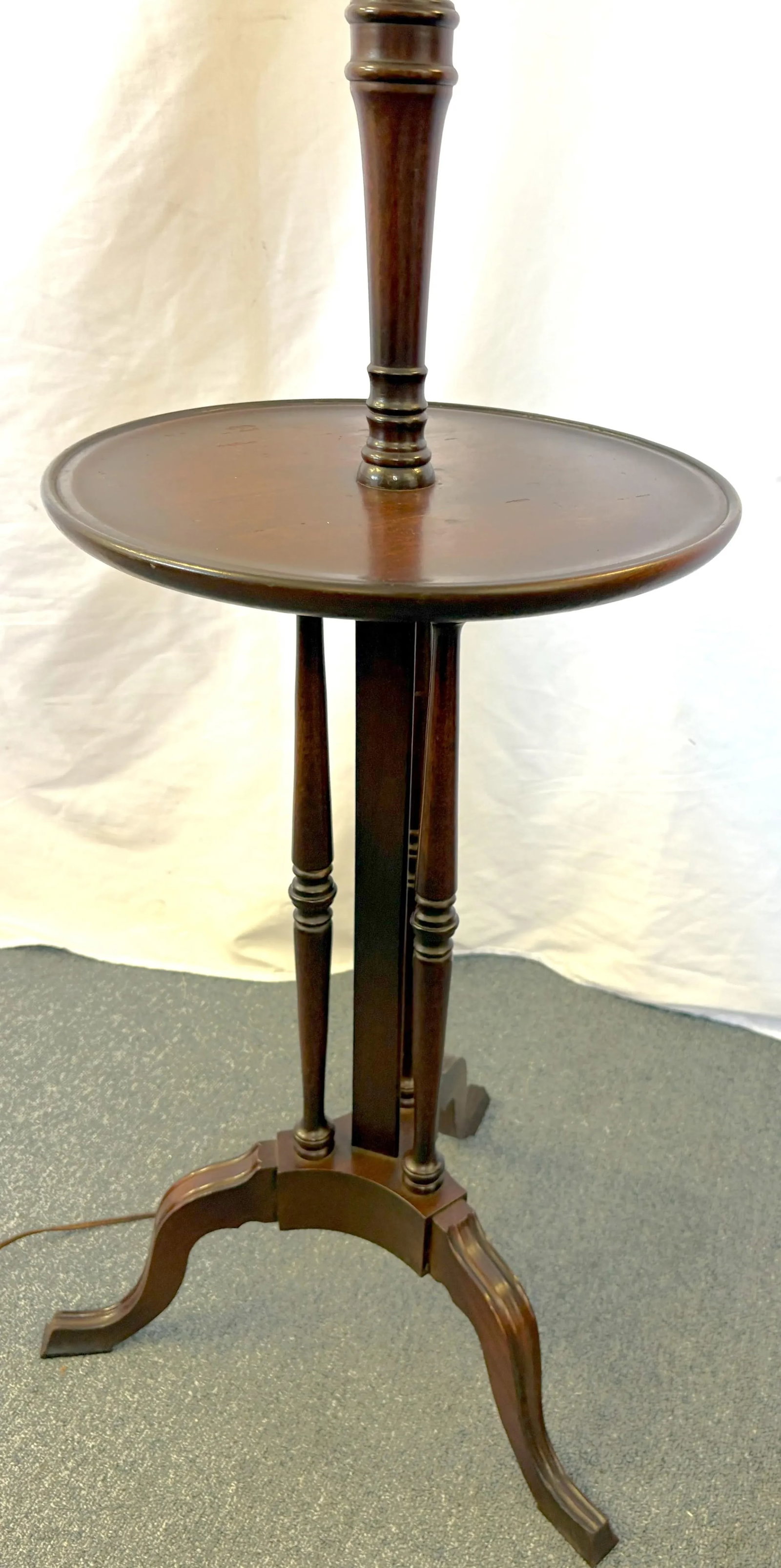 Vintage Wood Lamp Table With Matching Wood Finial - 6