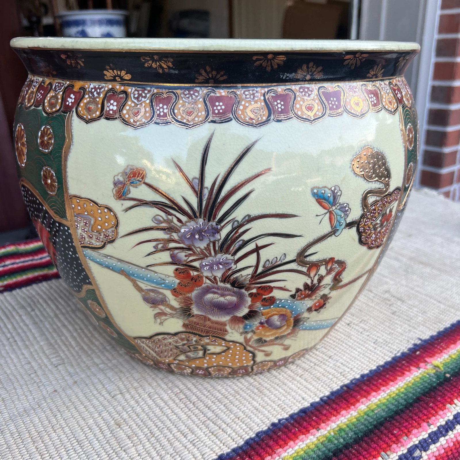 Vintage Chinese Porcelain Jardiniere Planter, Circa 1970's - 12