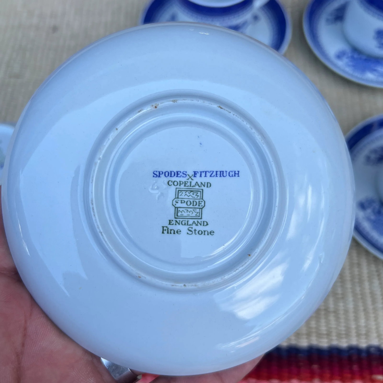 A Set of 4 Copeland Spode Fitzhugh Blue Demitasse Cups and Saucers, Circa 1960's - 11