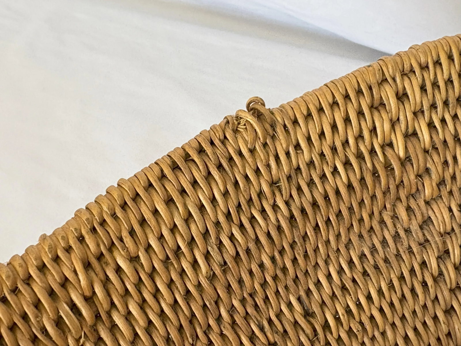Vintage Native American Natural Fiber Woven Bowl/Basket From the Mid 20th Century - 10