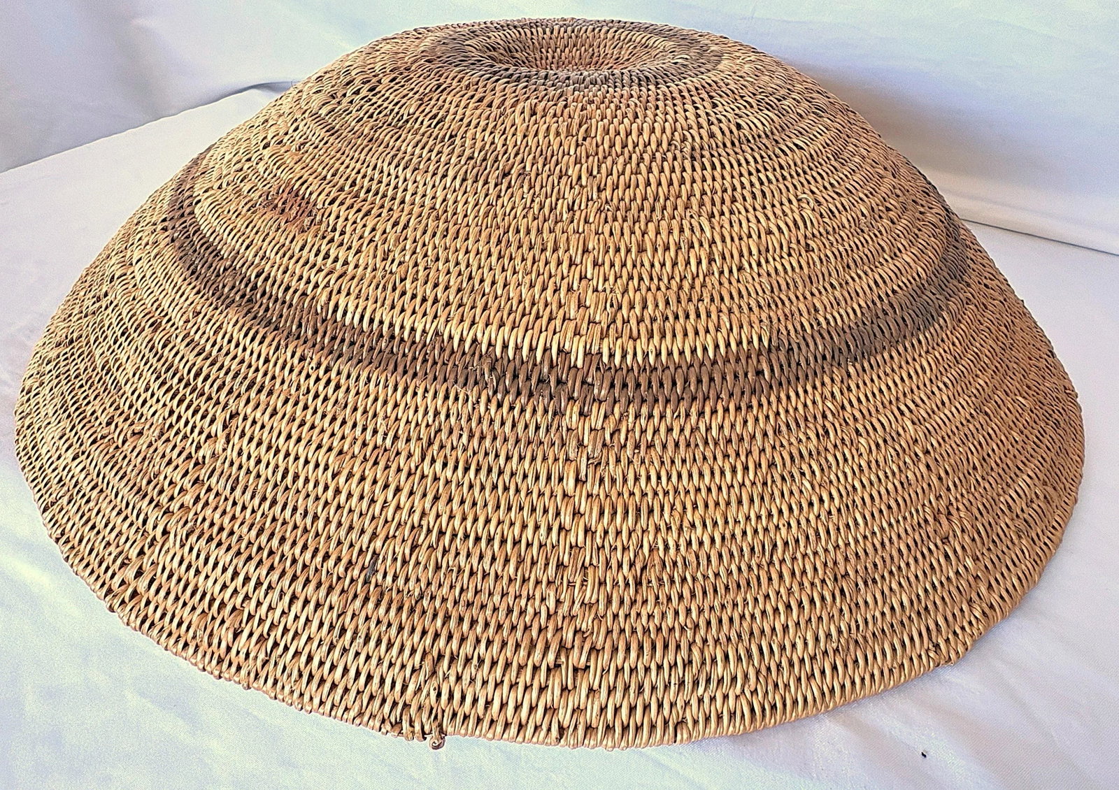 Vintage Native American Natural Fiber Woven Bowl/Basket From the Mid 20th Century - 12
