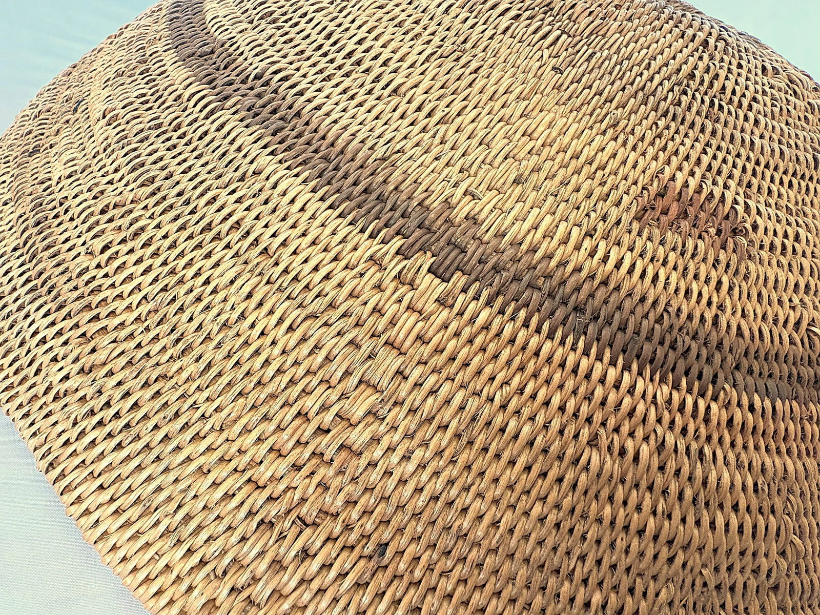 Vintage Native American Natural Fiber Woven Bowl/Basket From the Mid 20th Century - 14