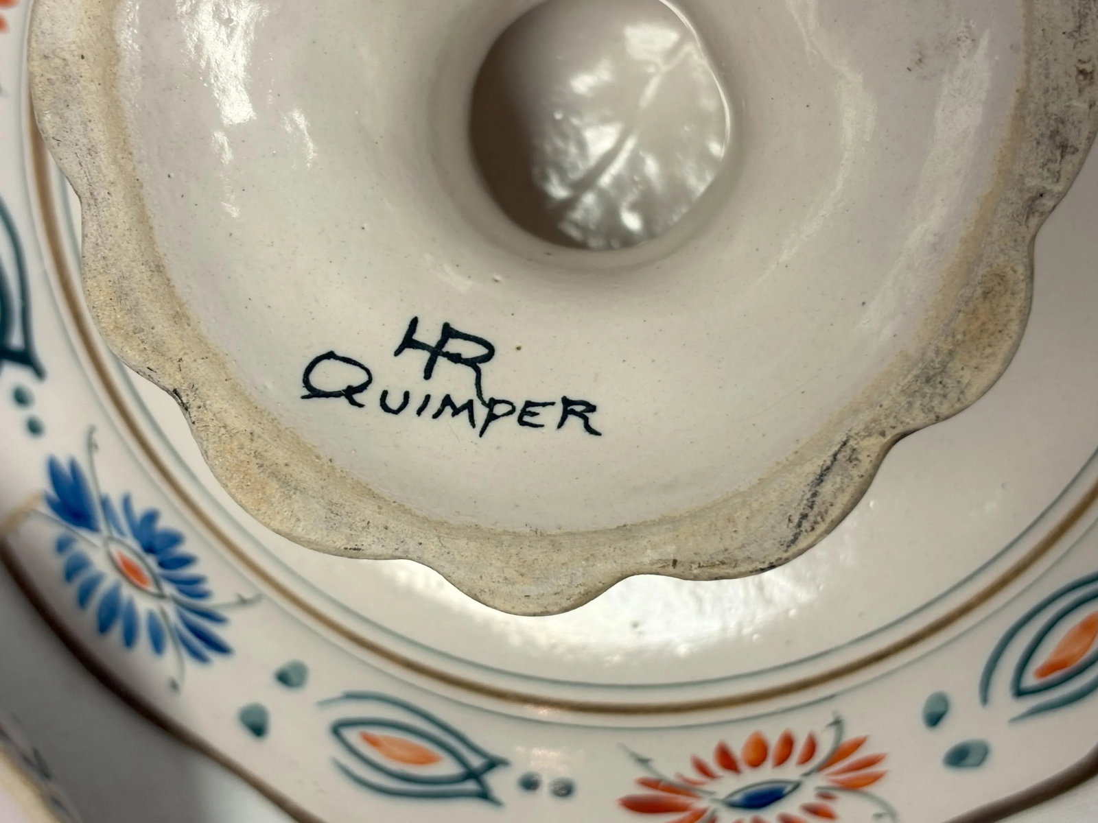 1940's French Provincial Henriot Quimper Pottery Lidded Pedestal Butter/ Cheese Dish - 8