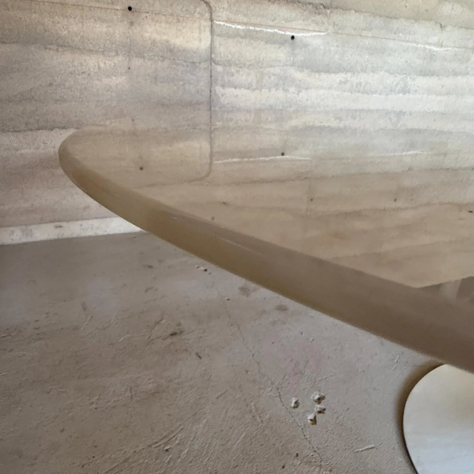 Mid-Century Modern Eero SaarinenKnoll Oval Tulip Pedestal Table Cristallo Quartz - 11