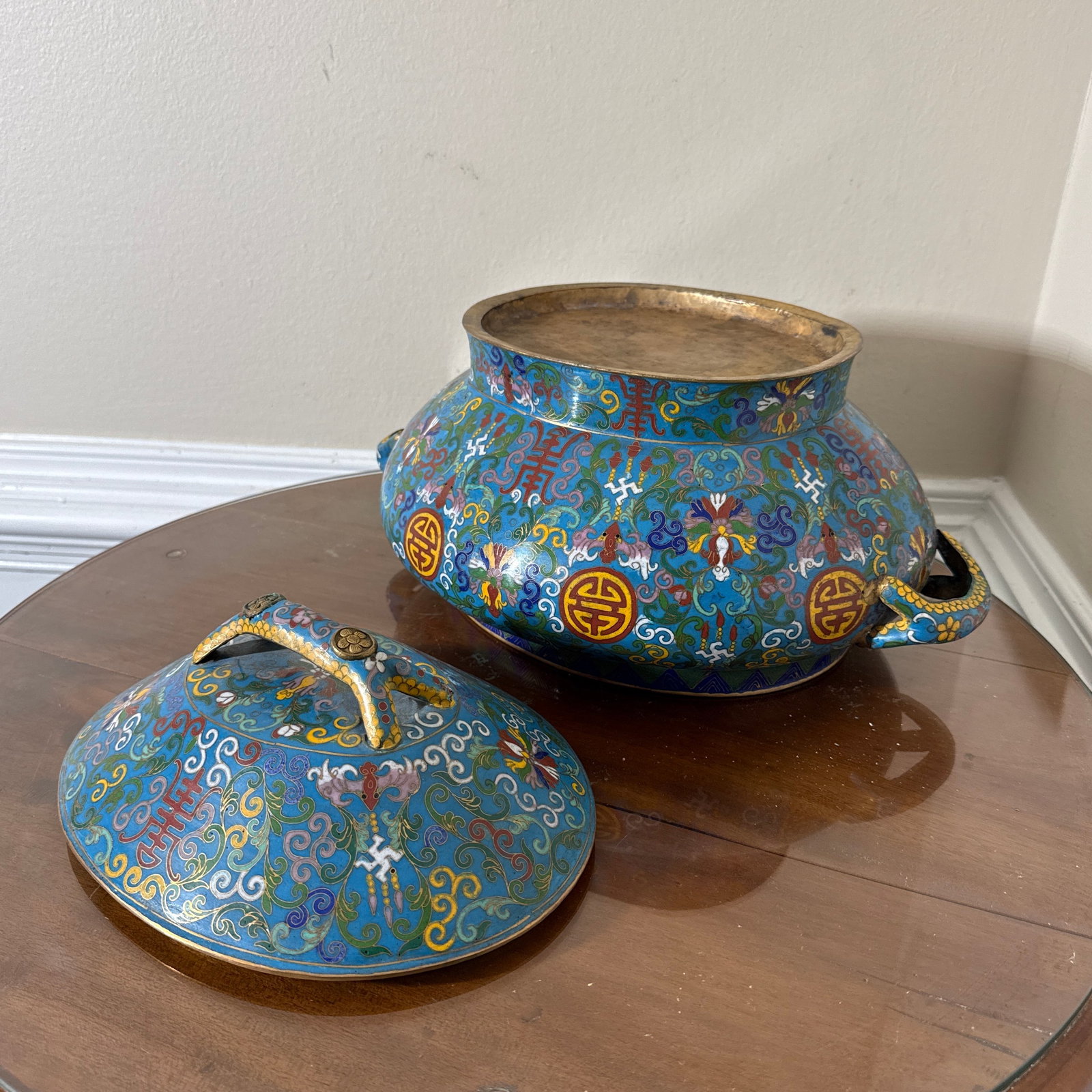 19th Century Antique Chinese Blue and Yellow Cloisonne Covered Tureen - 7