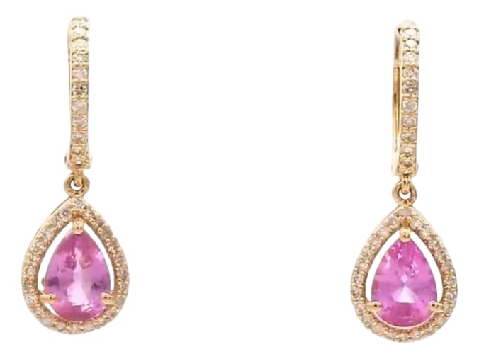 3.660 cts Natural pink sapphire and 0.41 cts diamond earrings in 18k gold: Pink sapphire diamond pear halo dangling earring gold Natural pear pink sapphire diamond earrings gold Pink sapphire diamond earrings GEMSTONE DETAILS : âœ¦ Gemstone : Pink Sapphire