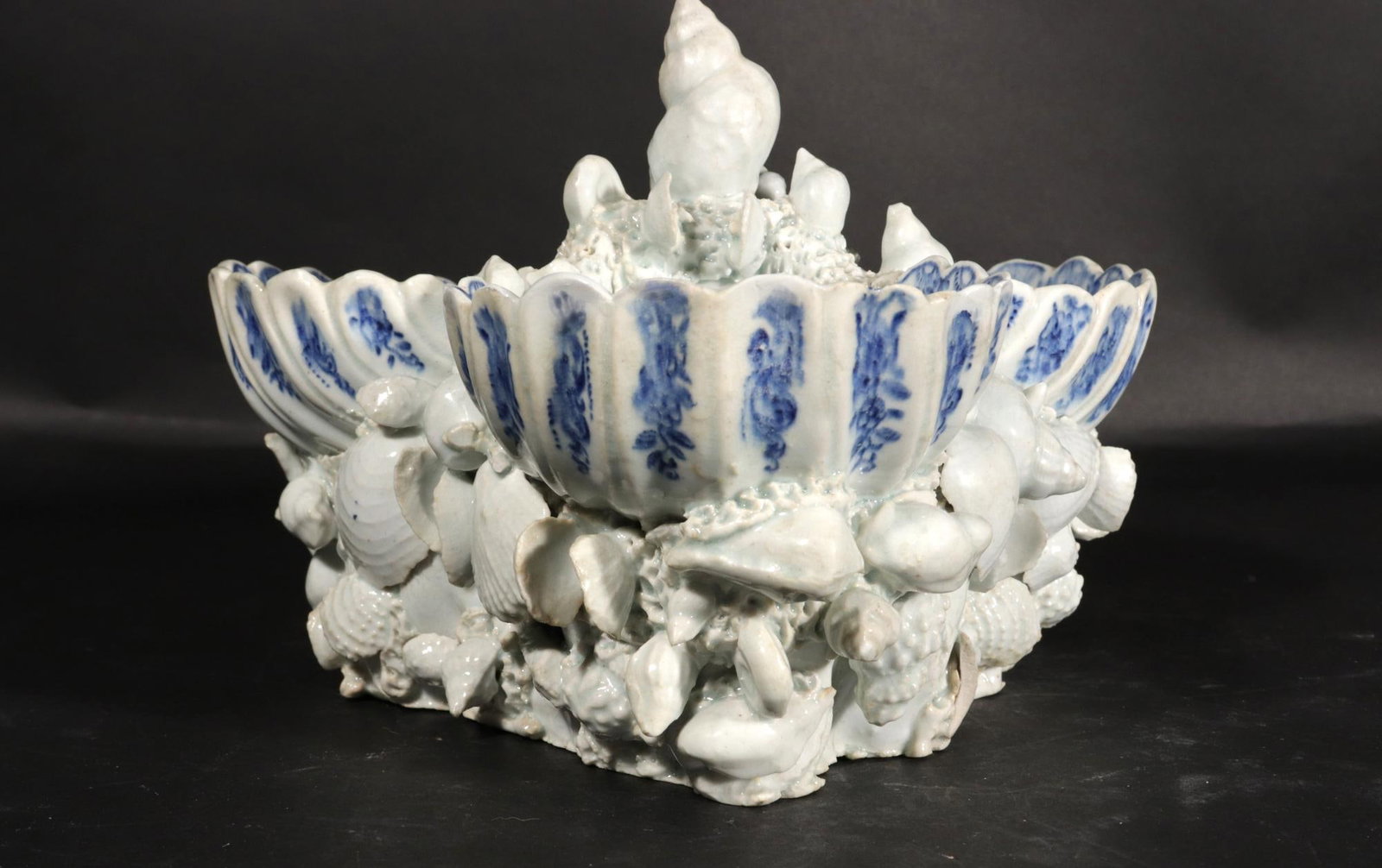 Bow Porcelain Underglaze Blue & White Shell Sweetmeat Stand - 10