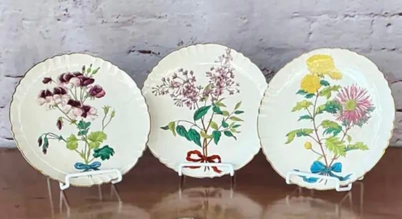 Minton Botanical Flower Spray Plates - 12